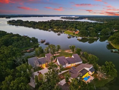 2752 Briarwood Harbor Rd, Malakoff, TX, 75148-4954 | Card Image