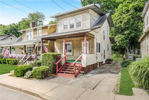 293 Lexington Ct, Carnegie, PA, 15106-1907 | Card Image