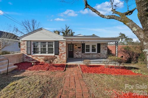 330 Harrington St Nw, Lenoir, NC, 28645-4230 | Card Image