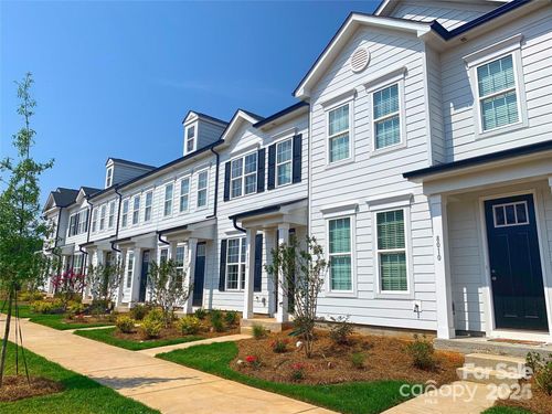38-8101 Jacey Ln, Huntersville, NC, 28078-9801 | Card Image