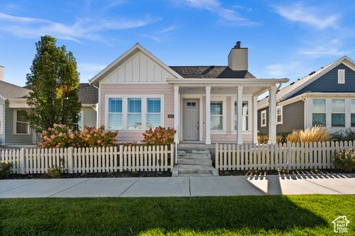 10923 S Kestrel Rise Rd, South Jordan, UT, 84009-6216 | Card Image