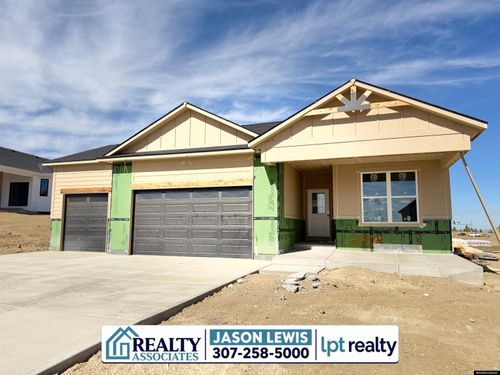 2150 Heathrow Ave, Casper, WY, 82609-3933 | Card Image