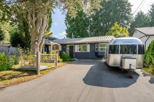 1446 128a St, Surrey, BC, V4A3X4 | Card Image