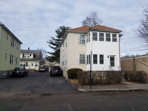 11-11 Grossman St, Quincy, MA, 02169-6449 | Card Image