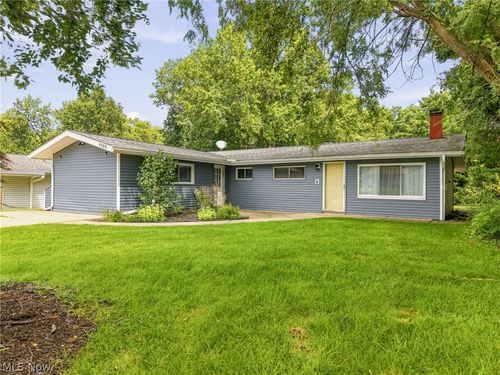 9103 Cranbrook Dr, Northfield, OH, 44067-1320 | Card Image