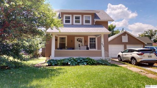 425 E 12th St, Fremont, NE, 68025-4239 | Card Image