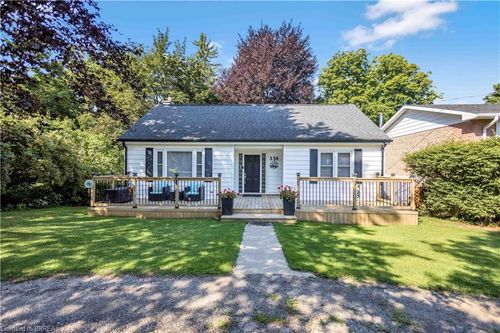 330 Thames St S, Ingersoll, ON, N5C2V1 | Card Image