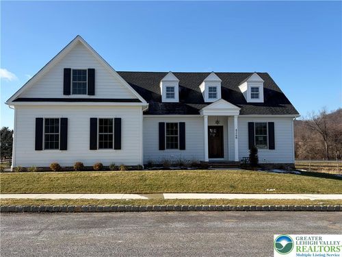 4268 Stonebridge Dr, Bethlehem, PA, 18015-8710 | Card Image