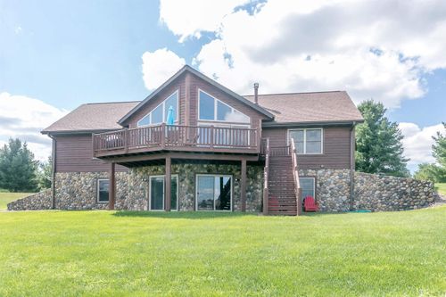 N8086 Clear Water Drive, Germantown, WI, 53950 | Card Image