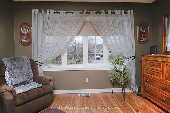 19 Whitfield Cres, House other with 3 bedrooms, 2 bathrooms and 4 parking in Elmvale ON | Image 24