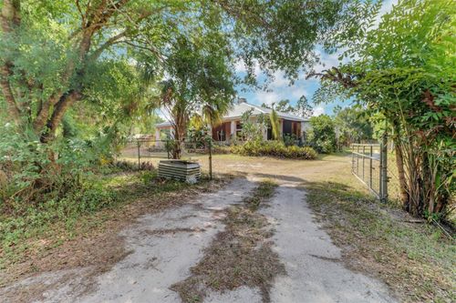1000 Rabbit Run Rd, Naples, FL, 34120-2406 | Card Image