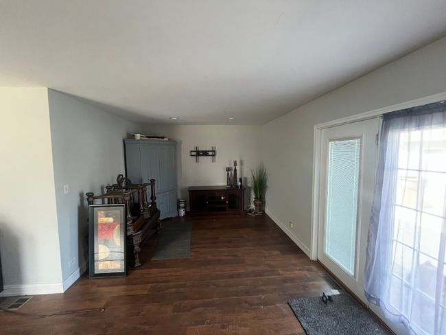 7500 W 58 Th Pl, House other with 3 bedrooms, 2 bathrooms and 2 parking in Summit IL | Image 14