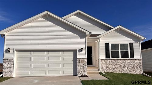 16410 Davidson St, Bennington, NE, 68007-5632 | Card Image