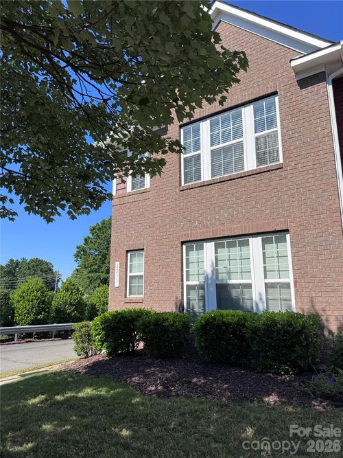 8211 Viewpoint Ln, Cornelius, NC, 28031-8246 | Card Image