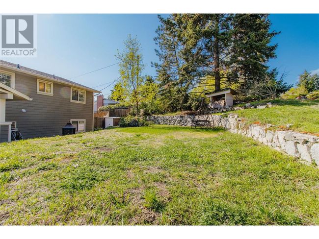 11885 Middleton Rd, House other with 5 bedrooms, 4 bathrooms and 3 parking in Lake Country BC | Image 55