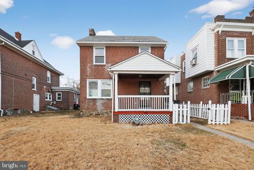 704 E 18th St, CHESTER, PA, 19013-5601 | Card Image