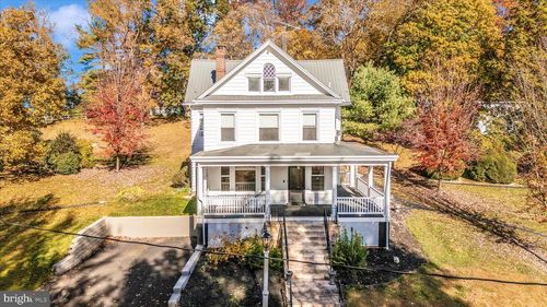 2027 Lincoln Way E, CHAMBERSBURG, PA, 17202-3328 | Card Image