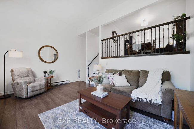 136 Darras Crt, Condo with 5 bedrooms, 2 bathrooms and 1 parking in Brampton ON | Image 9