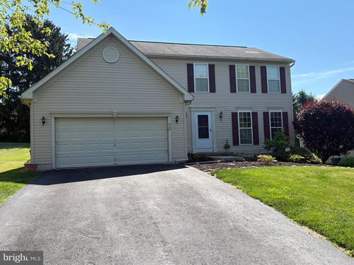 414 Flagstone Cir, COATESVILLE, PA, 19320-1682 | Card Image
