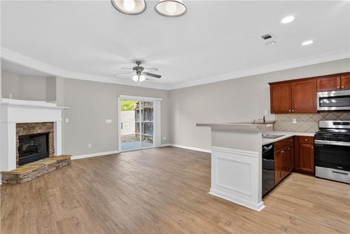 806 Tulip Poplar Way, Lawrenceville, GA, 30044-8815 | Card Image