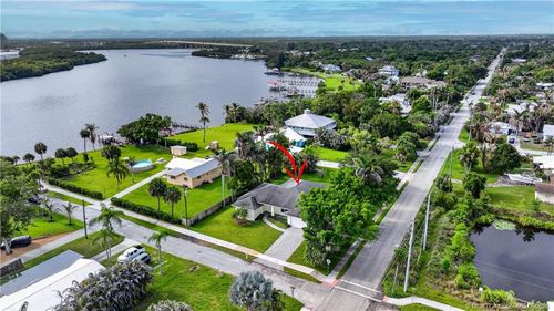 814 Sw 29th St, Palm City, FL, 34990-2920 | Card Image