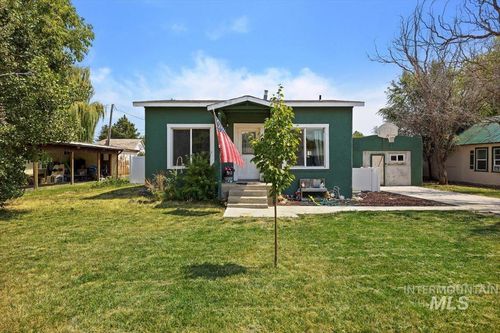 722 Nevada St, Gooding, ID, 83330-1542 | Card Image