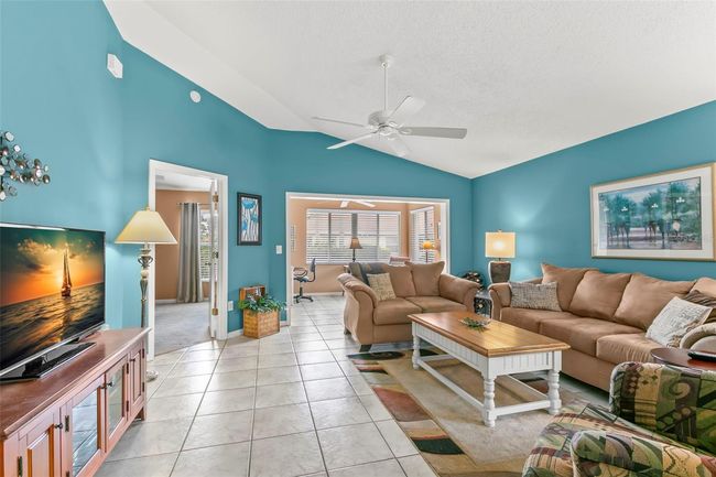 Living Room | Image 8