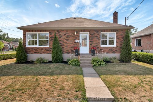 619 Park St S, Peterborough, ON, K9J3S5 | Card Image