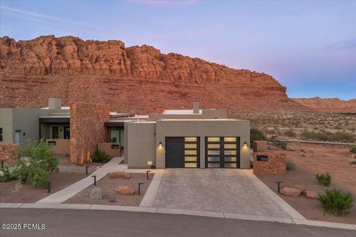 705 N Sanctuary Pl, Ivins, UT, 84738-1256 | Card Image