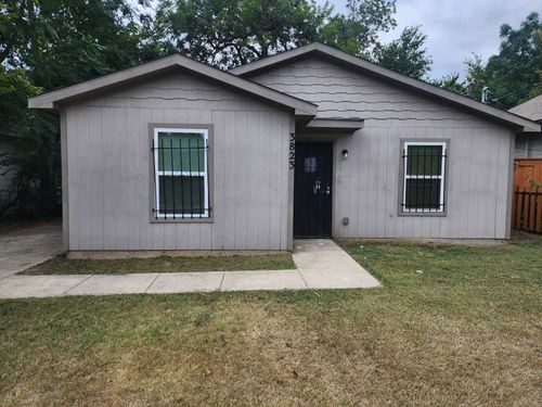 3823 Colonial Avenue, Dallas, TX, 75215 | Card Image