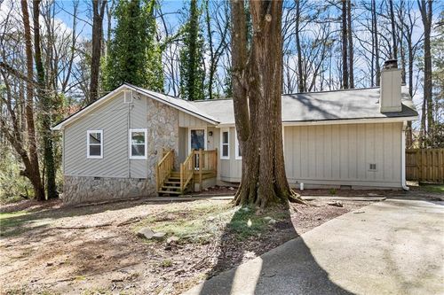 2493 Cherie Glen Trl, Snellville, GA, 30039-4362 | Card Image