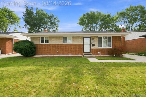31546 Northwood, Fraser, MI, 48026-2463 | Card Image