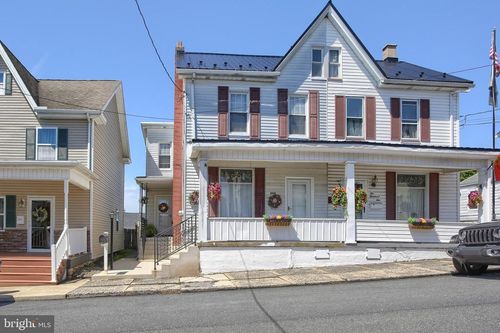 208 East St, WILLIAMSTOWN, PA, 17098-1403 | Card Image