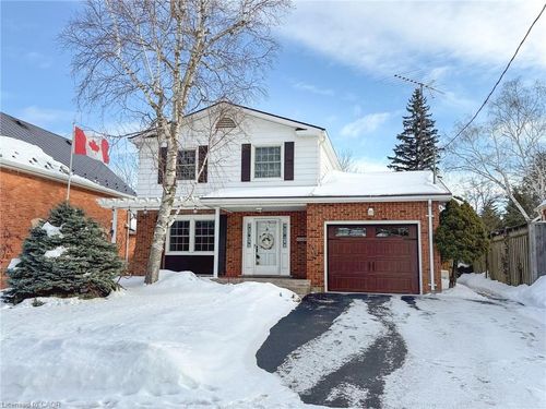 143 St James St S, Waterford, ON, N0E1Y0 | Card Image