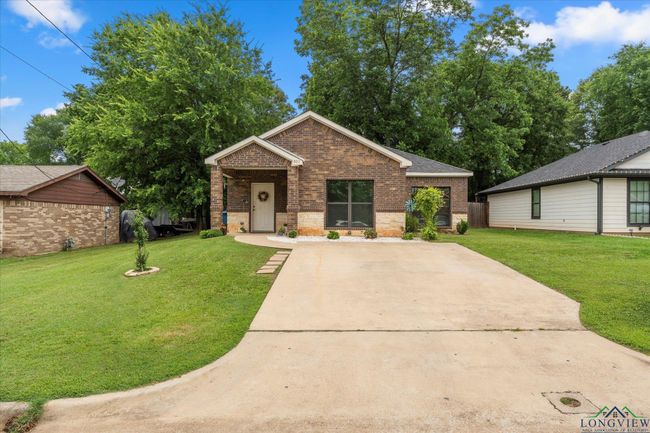 803 E 9 Th St, House other with 3 bedrooms, 2 bathrooms and null parking in Mt Pleasant TX | Image 23