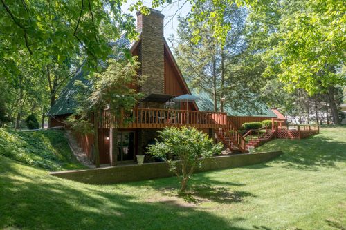9324 Saint Joe River Rd, White Pigeon, MI, 49099-9447 | Card Image