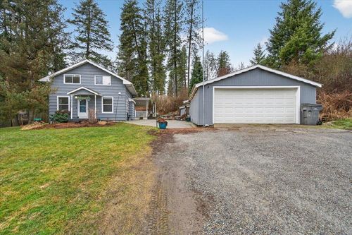 16825 N Day Mt Spokane Rd, Mead, WA, 99021-8765 | Card Image