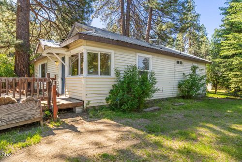 228 E Schonchin St, Chiloquin, OR, 97624-6203 | Card Image
