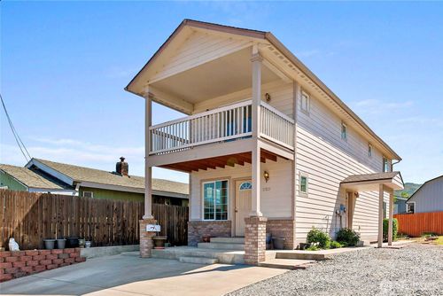 203 Marr St, Wenatchee, WA, 98801-3725 | Card Image