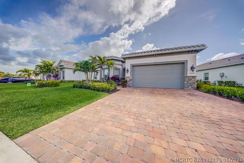 10562 Northbrook Cir, Palm Beach Gardens, FL, 33412-7304 | Card Image