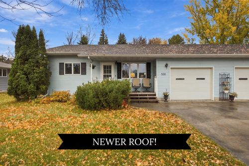 590 5th St Se, Mayville, ND, 58257-1803 | Card Image
