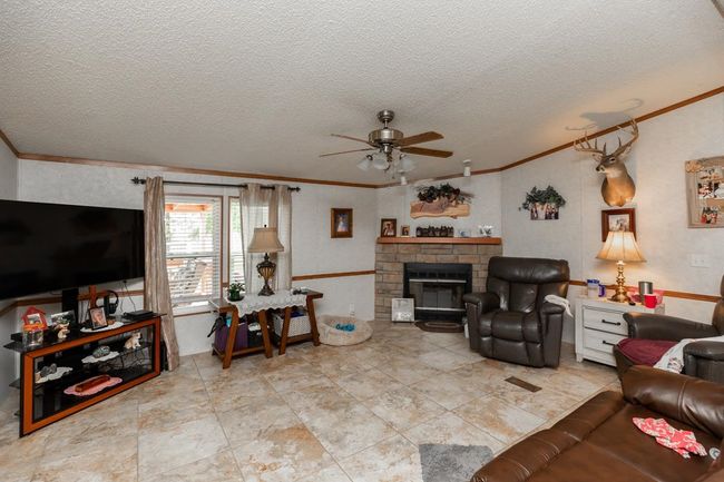 3546 Old Spurger Hwy, House other with 4 bedrooms, 2 bathrooms and null parking in Silsbee TX | Image 4