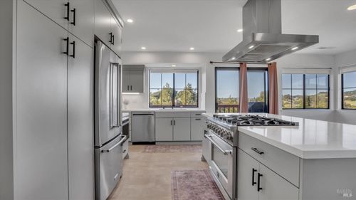 641 Lois Ln, El Sobrante, CA, 94803-3489 | Card Image