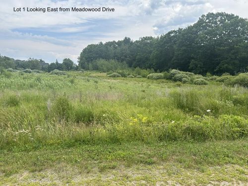 1 Meadowood Dr, Hallowell, ME, 04347-3252 | Card Image