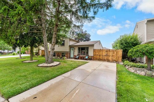 30374 Torry Avenue, Flat Rock, MI, 48134 | Card Image