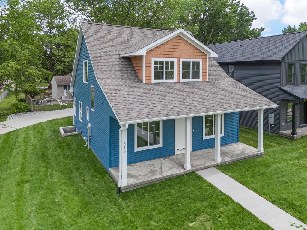 10th Ave, Coralville, IA 52241