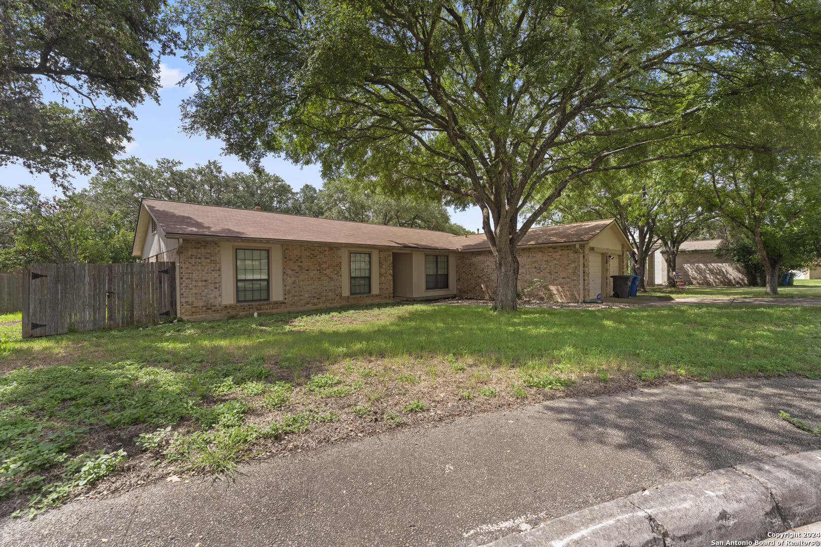 Forest Land, San Antonio, TX 78232