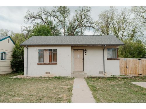 5 Stuart St, Denver, CO, 80219-1129 | Card Image
