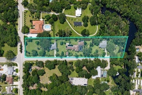 1063 Shadowlawn Dr, NAPLES, FL, 34104-4315 | Card Image