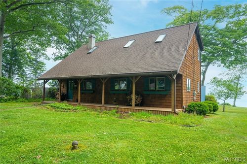 5339 Woodland Ave, Burt, NY, 14028 | Card Image